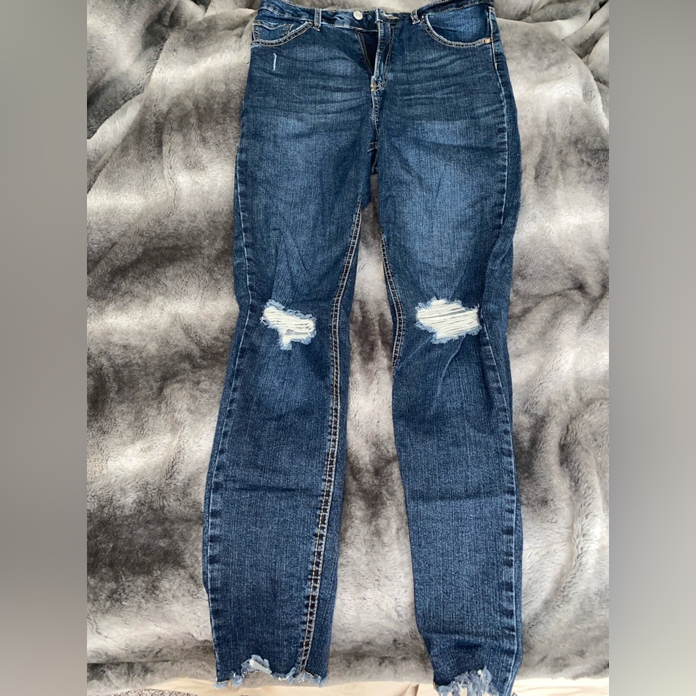 Wild fable size 8